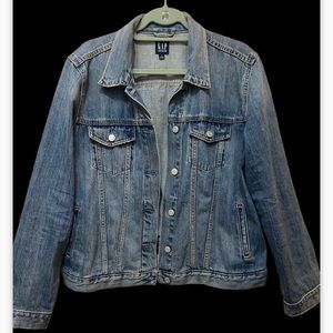 Women’s denim jacket